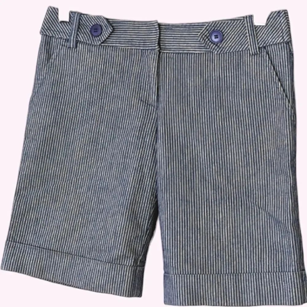 Forever Stretch Cotton Pinstripe Low Rise Long Dress Shorts size S